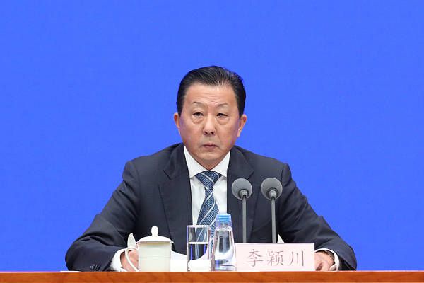女人18毛片久久鬼色